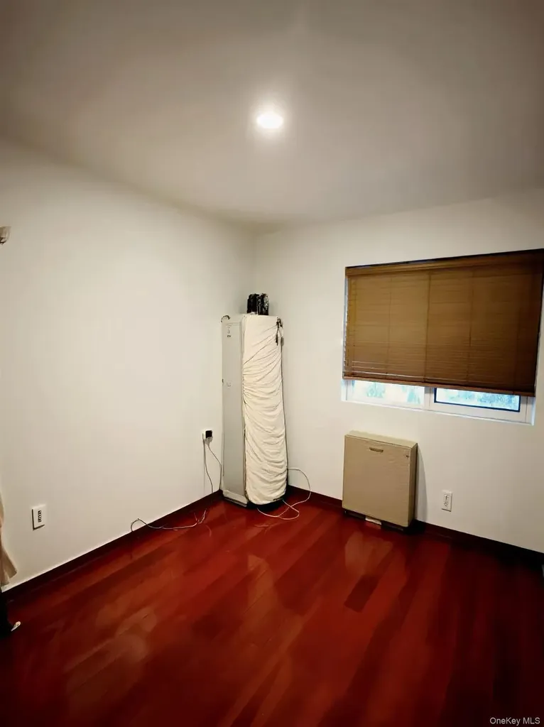 4260 Colden Street Flushing NY 11355