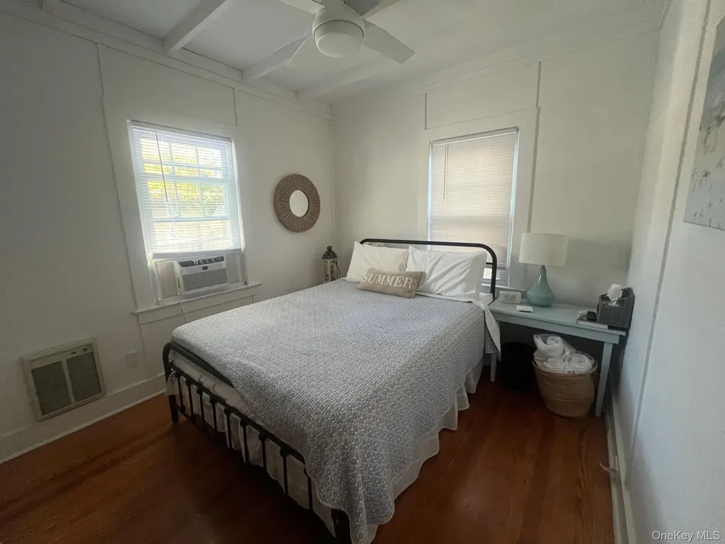 22 Crescent Avenue Seaview NY 11770