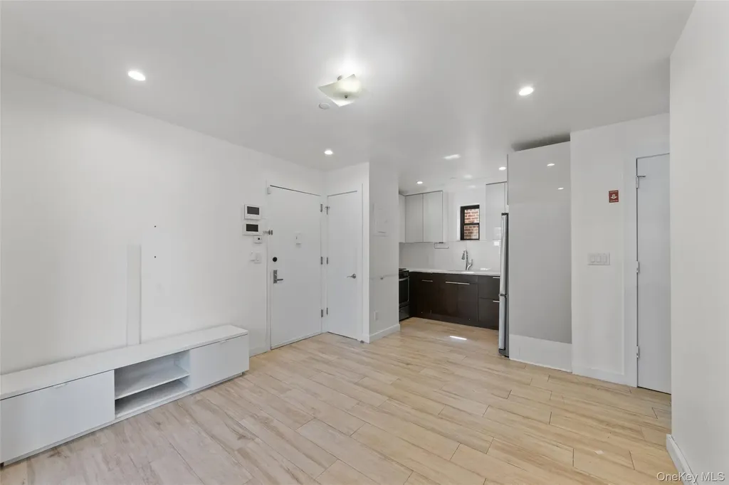 2820 Avenue Z Brooklyn NY 11235