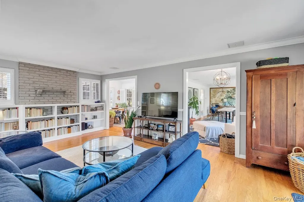 12 Jomar Road Shoreham NY 11786