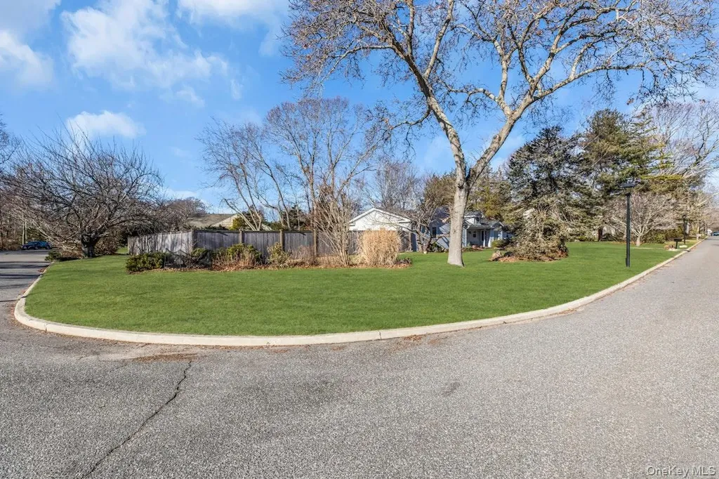 12 Jomar Road Shoreham NY 11786