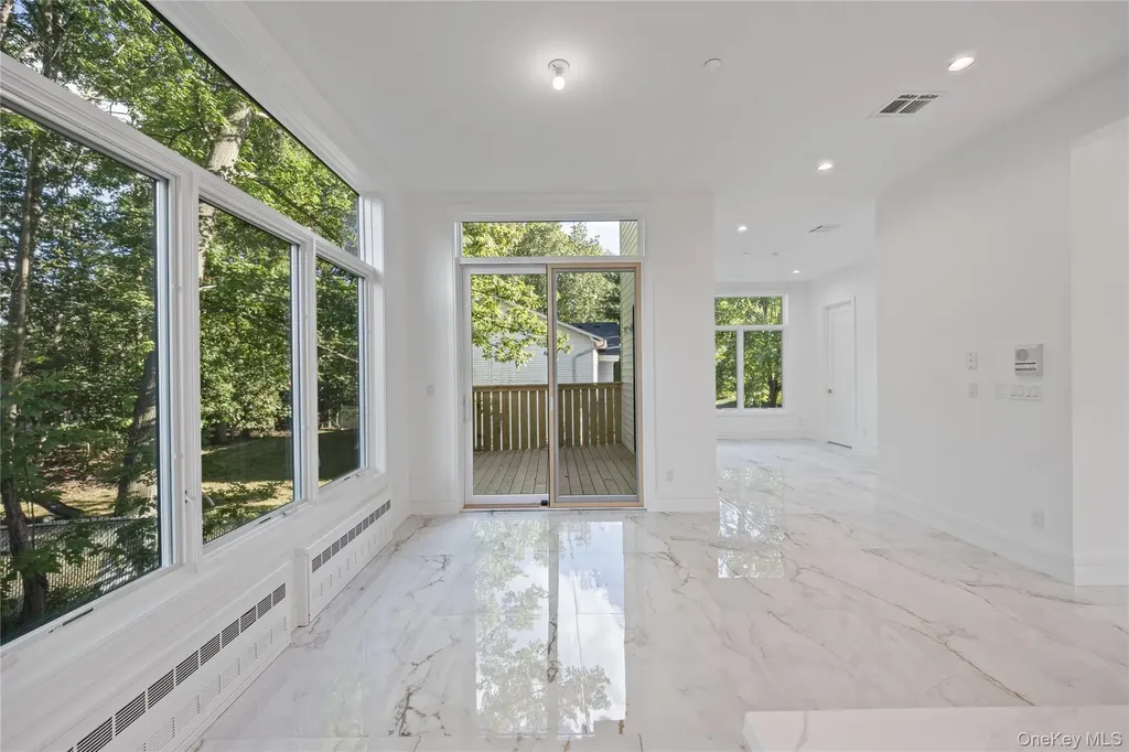 40 Singer Avenue Spring Valley NY 10977