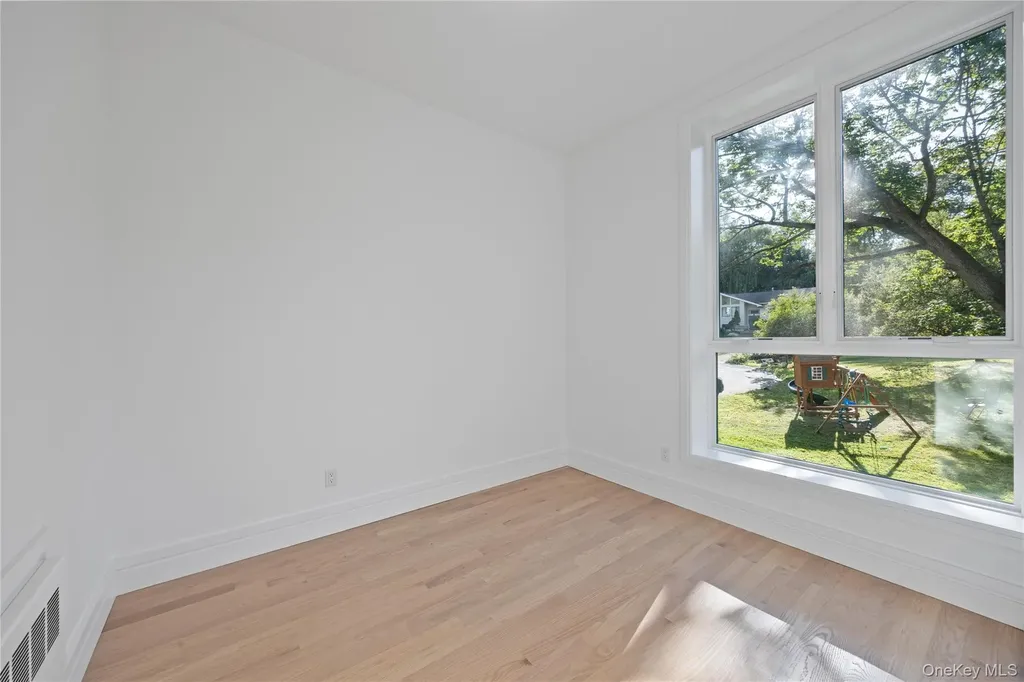 40 Singer Avenue Spring Valley NY 10977