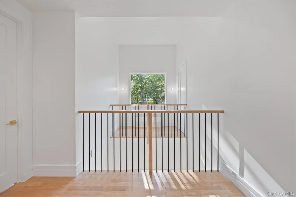 40 Singer Avenue Spring Valley NY 10977