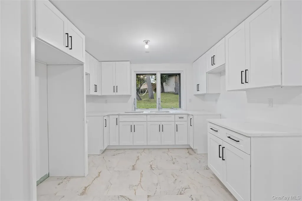 40 Singer Avenue Spring Valley NY 10977
