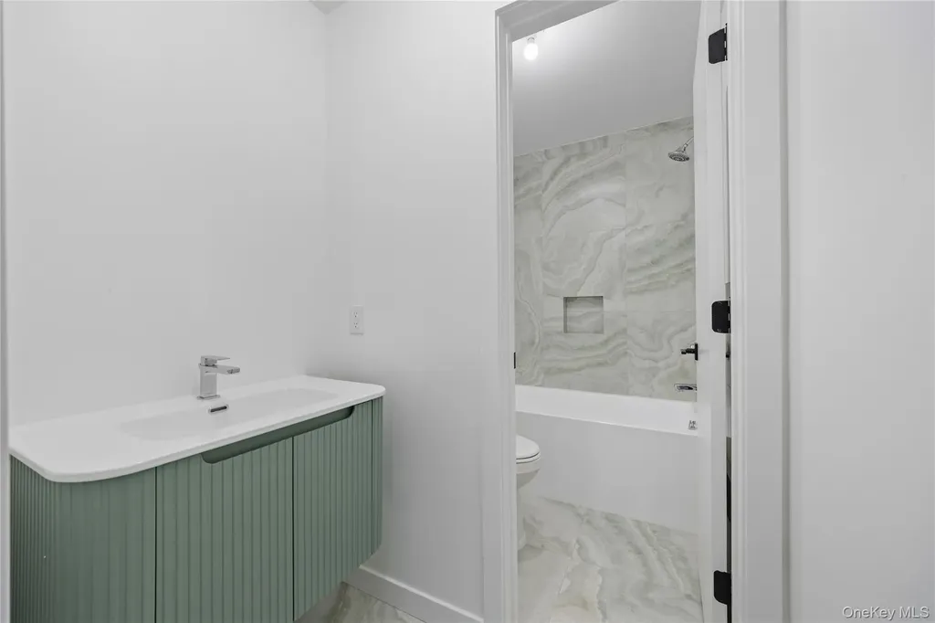 40 Singer Avenue Spring Valley NY 10977