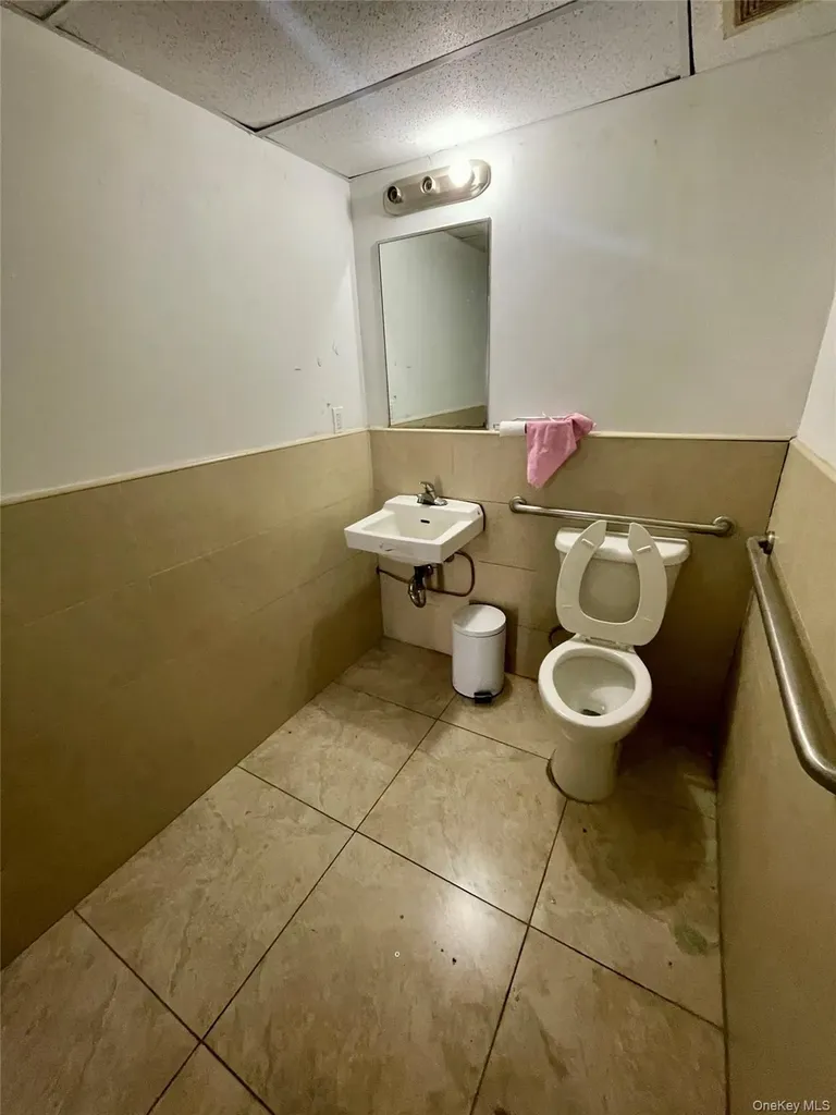 4218 Bowne Street Flushing NY 11355