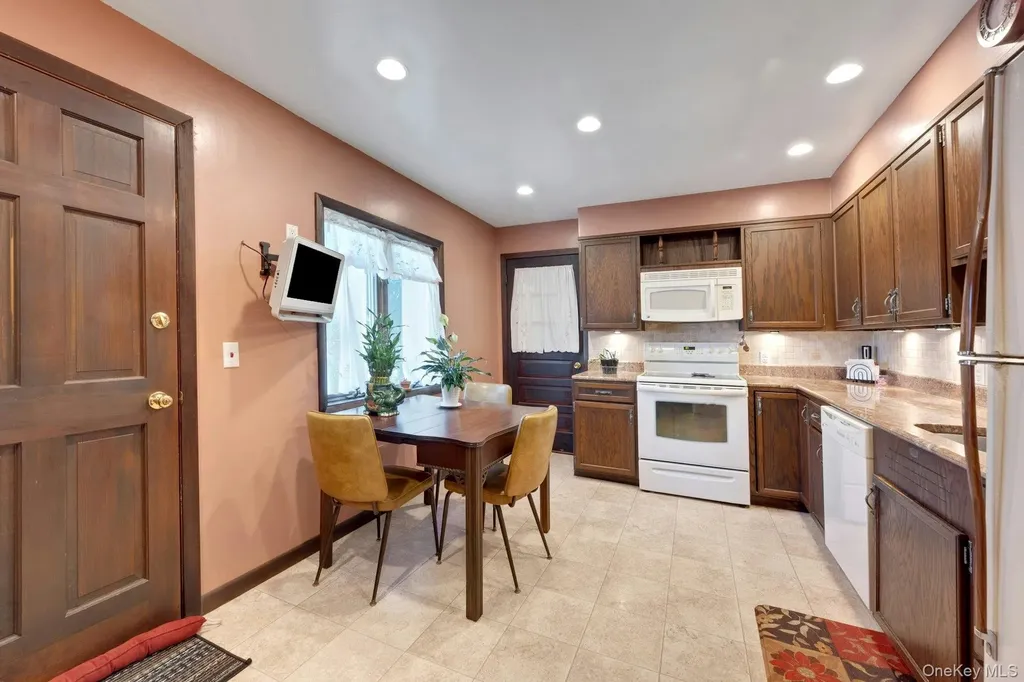 136 Buckingham Road Yonkers NY 10701