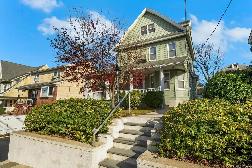 136 Buckingham Road Yonkers NY 10701