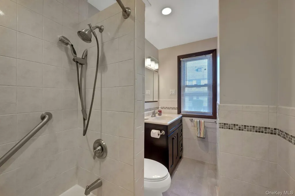 136 Buckingham Road Yonkers NY 10701