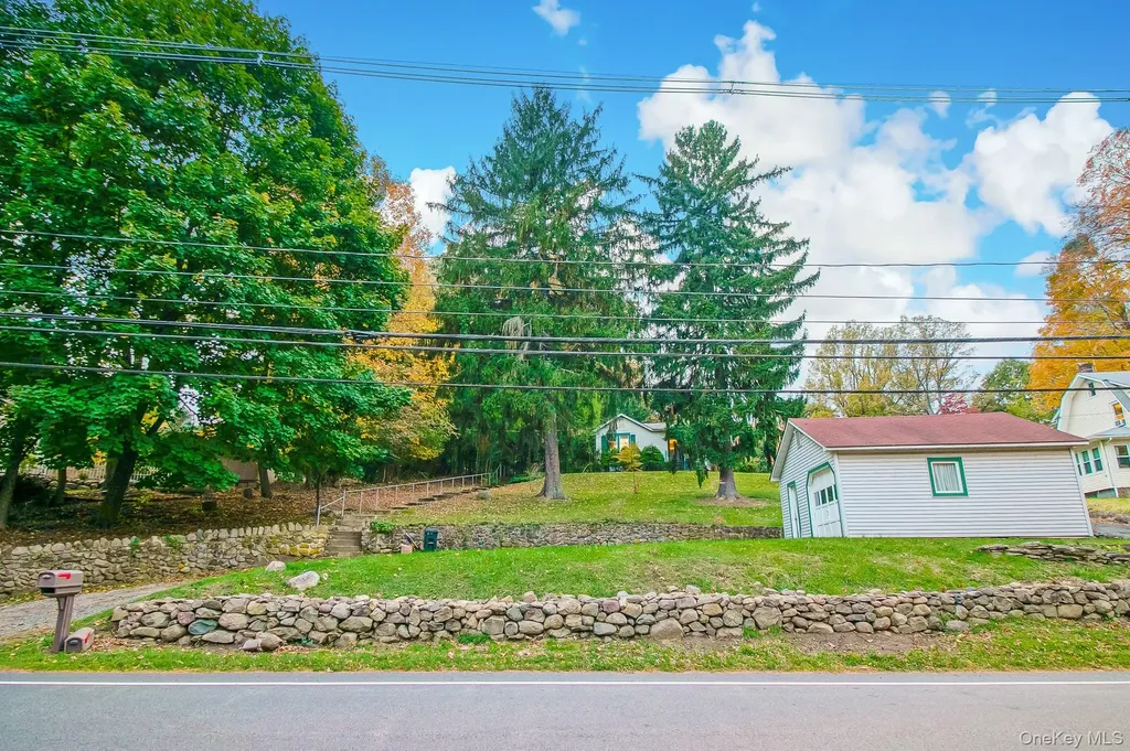 23 S Airmont Road Suffern NY 10901