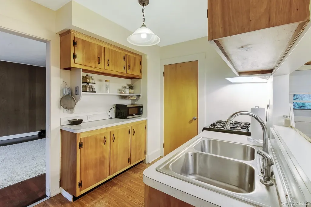 23 S Airmont Road Suffern NY 10901