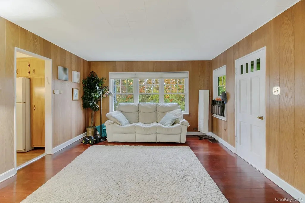 23 S Airmont Road Suffern NY 10901