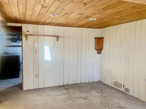 27 W Worthington Drive Carmel NY 10512