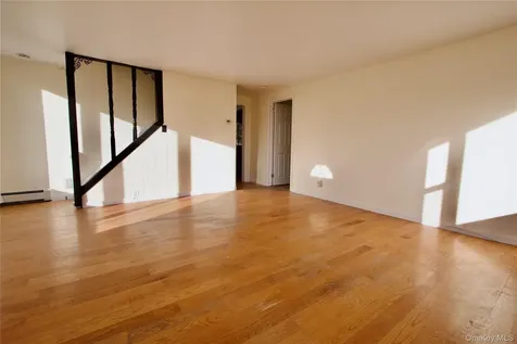 27 W Worthington Drive Carmel NY 10512