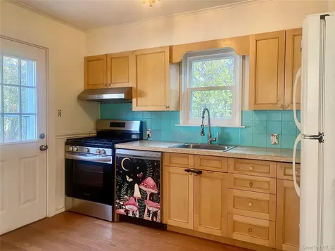 27 W Worthington Drive Carmel NY 10512