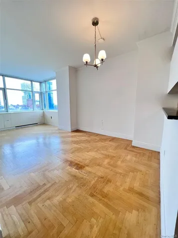 404 E 76th Street New York (manhattan) NY 10021