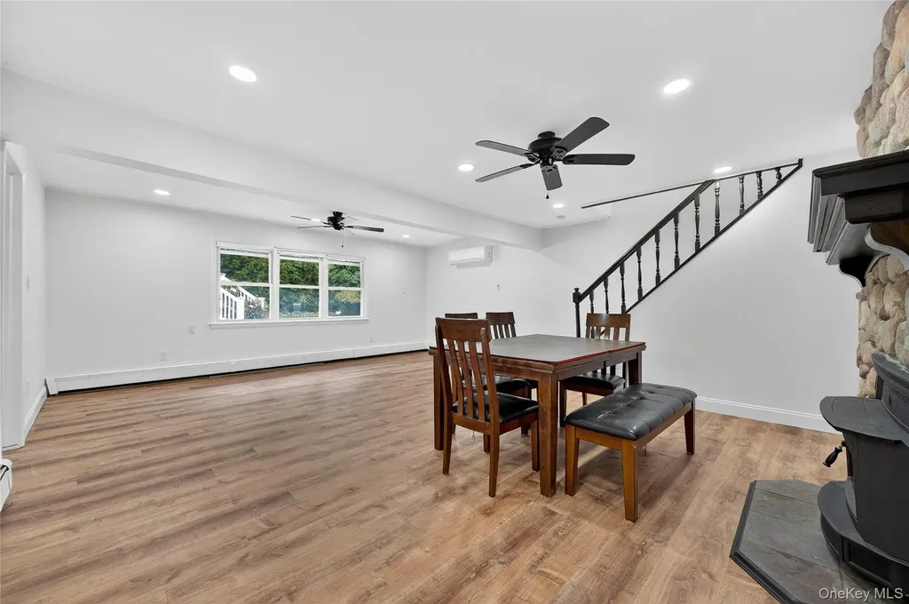 7 Lowland Road Levittown NY 11756