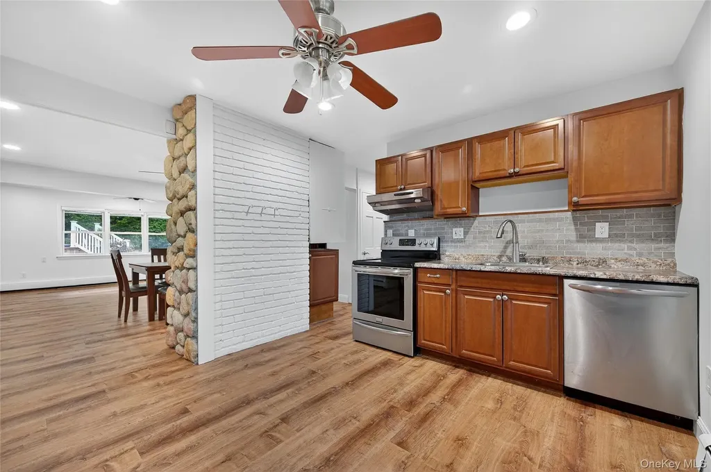 7 Lowland Road Levittown NY 11756