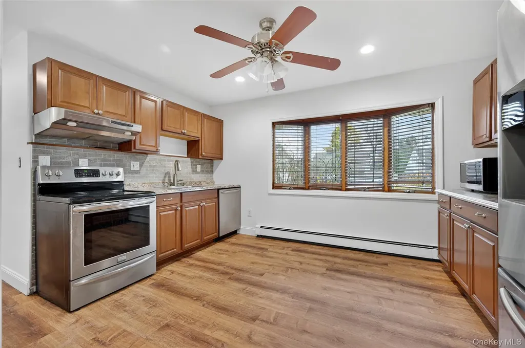 7 Lowland Road Levittown NY 11756