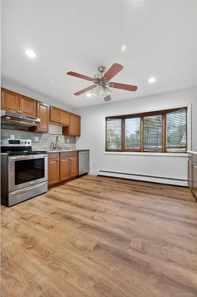 7 Lowland Road Levittown NY 11756