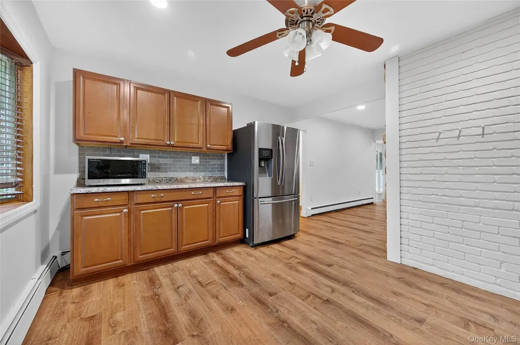 7 Lowland Road Levittown NY 11756
