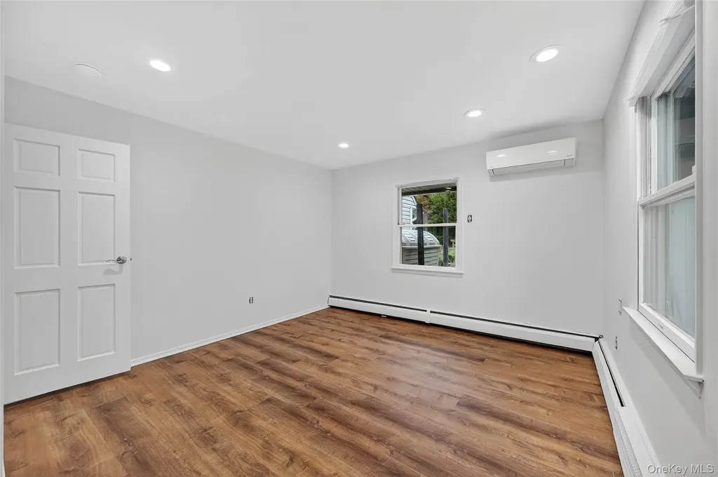 7 Lowland Road Levittown NY 11756