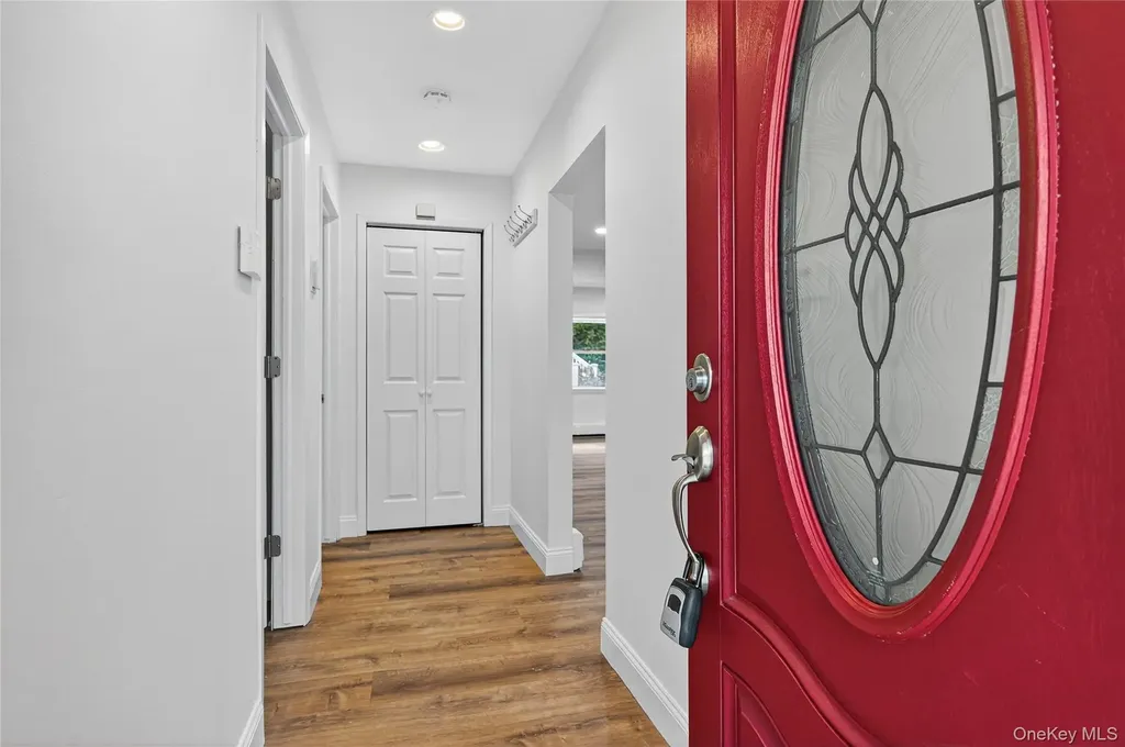 7 Lowland Road Levittown NY 11756