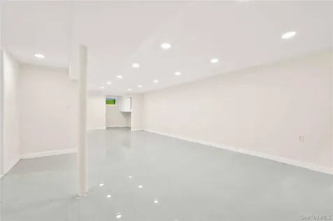 27 Dell Avenue Mount Vernon NY 10553