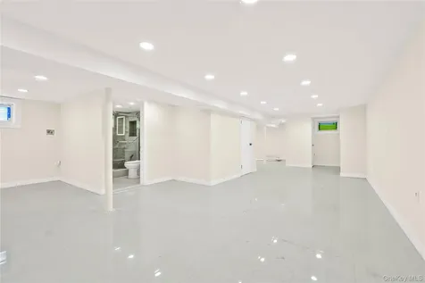 27 Dell Avenue Mount Vernon NY 10553