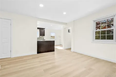 27 Dell Avenue Mount Vernon NY 10553