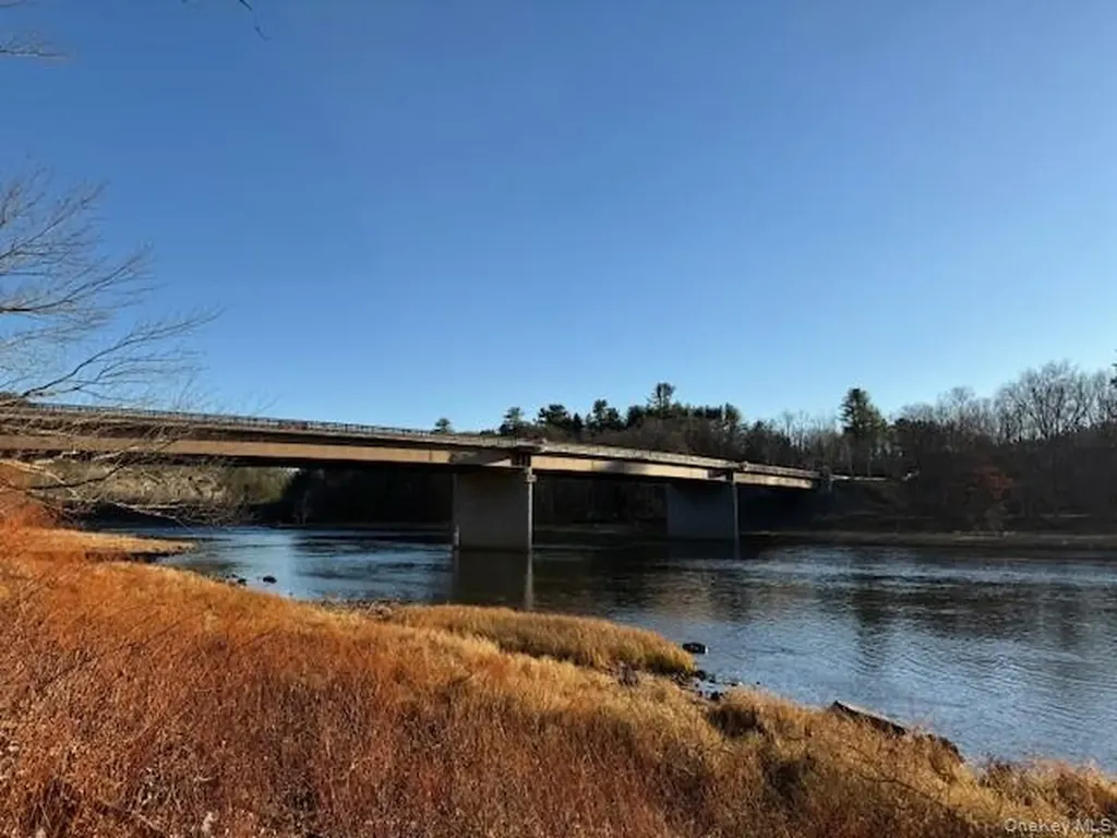 8 River Road Barryville NY 12719