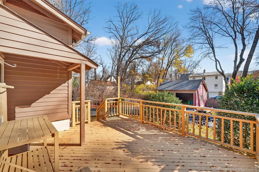 165 Wayne Avenue Suffern NY 10901