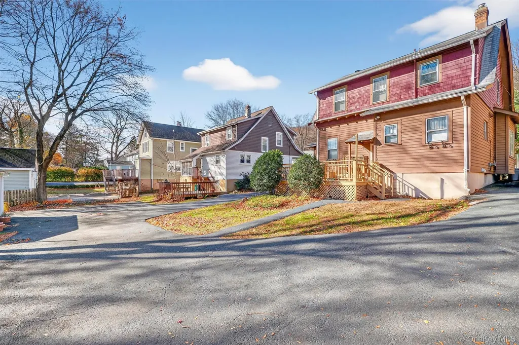 165 Wayne Avenue Suffern NY 10901