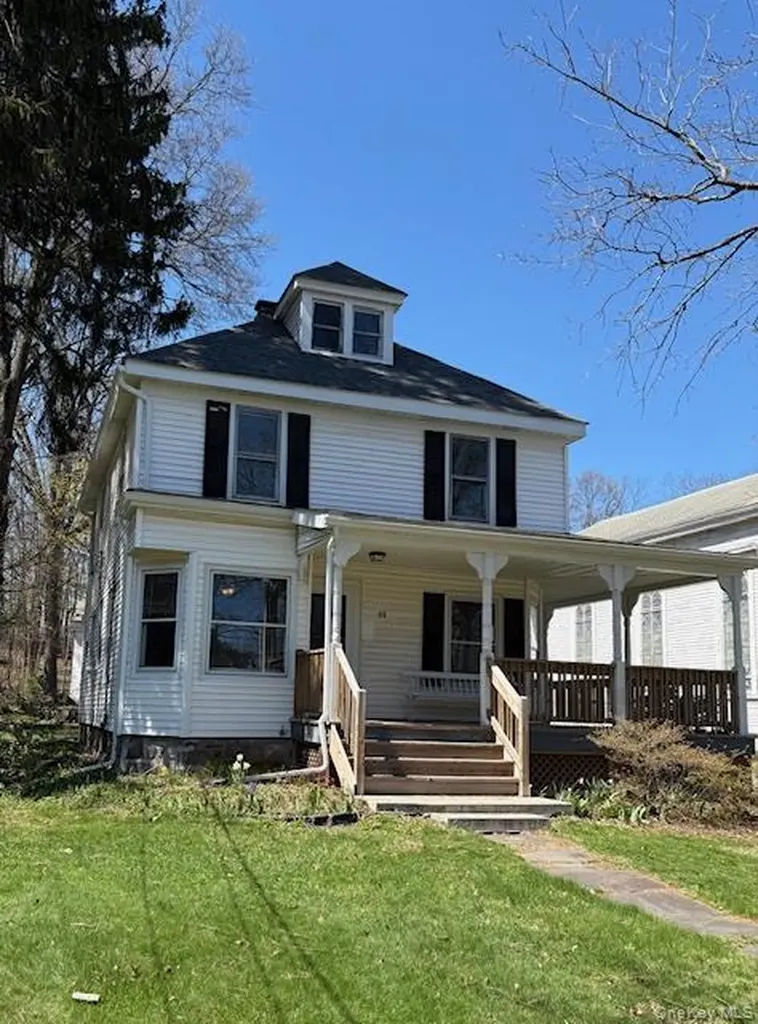 98 Main Street Chester NY 10918