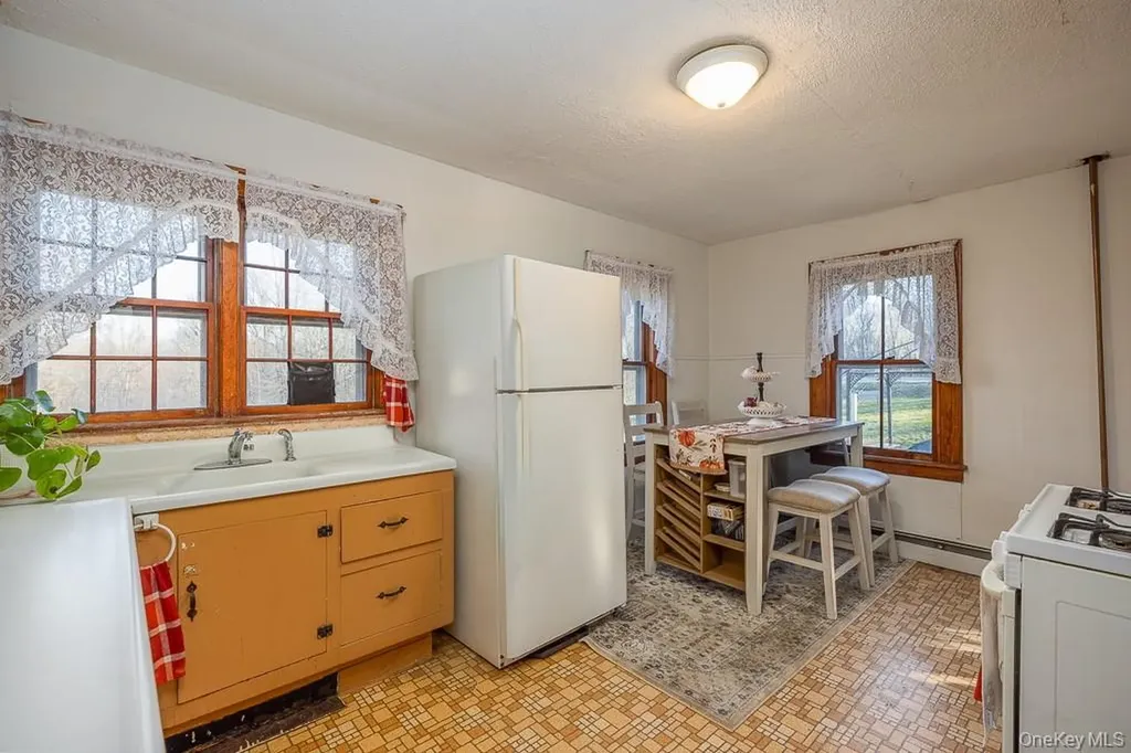 355 Fosler Road Wallkill NY 12589