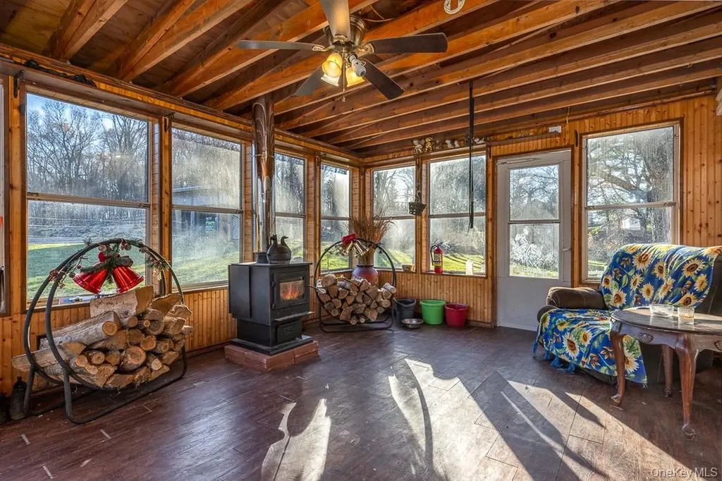 355 Fosler Road Wallkill NY 12589