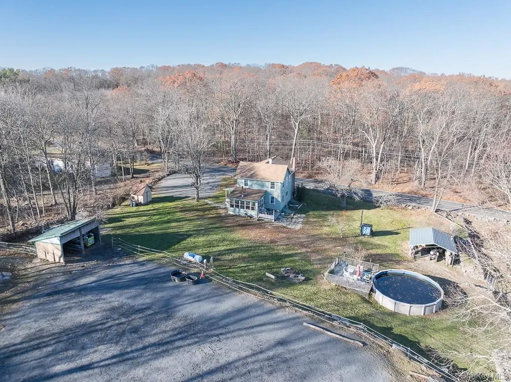 355 Fosler Road Wallkill NY 12589