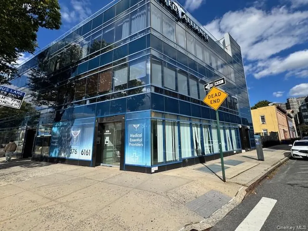625 E Fordham Road Bronx NY 10458