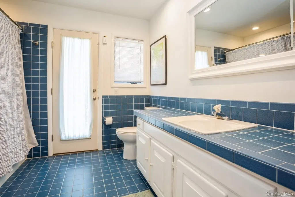 70 Jagger Lane Westhampton NY 11977
