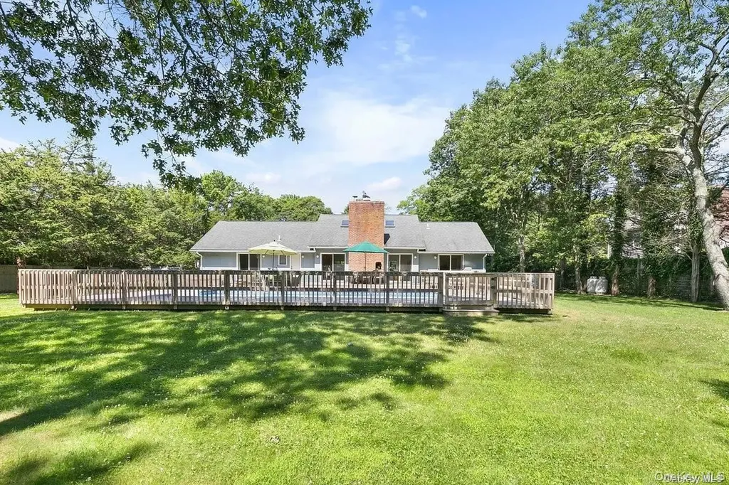 70 Jagger Lane Westhampton NY 11977