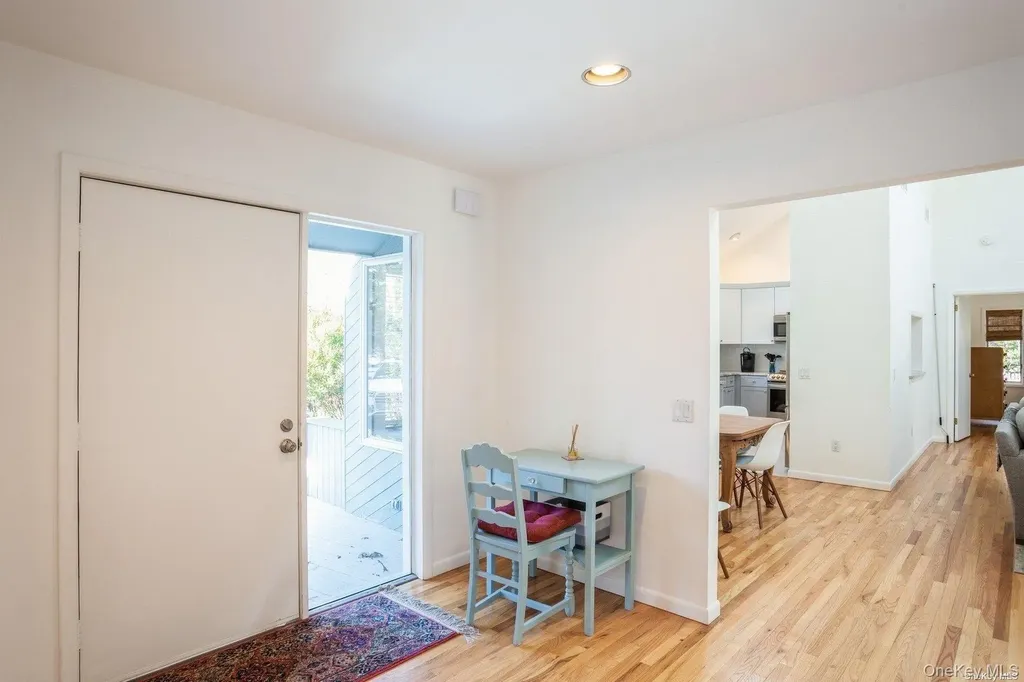 70 Jagger Lane Westhampton NY 11977