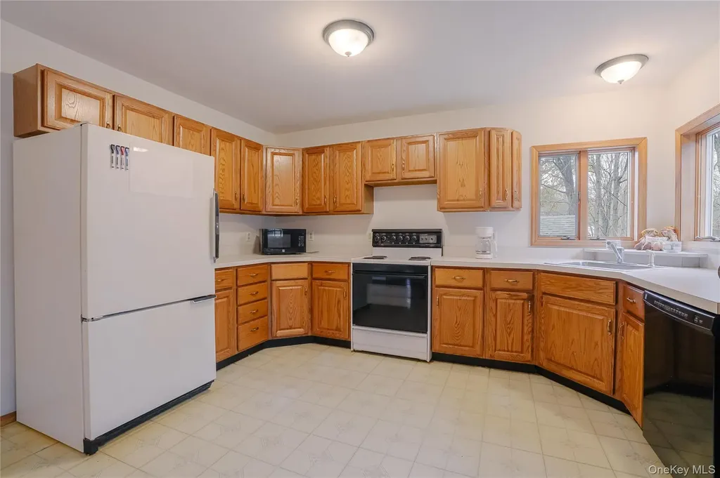 7 Halstein Lane Ulster Park NY 12487