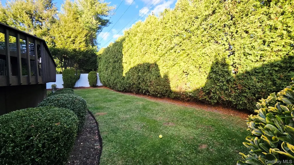 34 Melanie Lane Syosset NY 11791