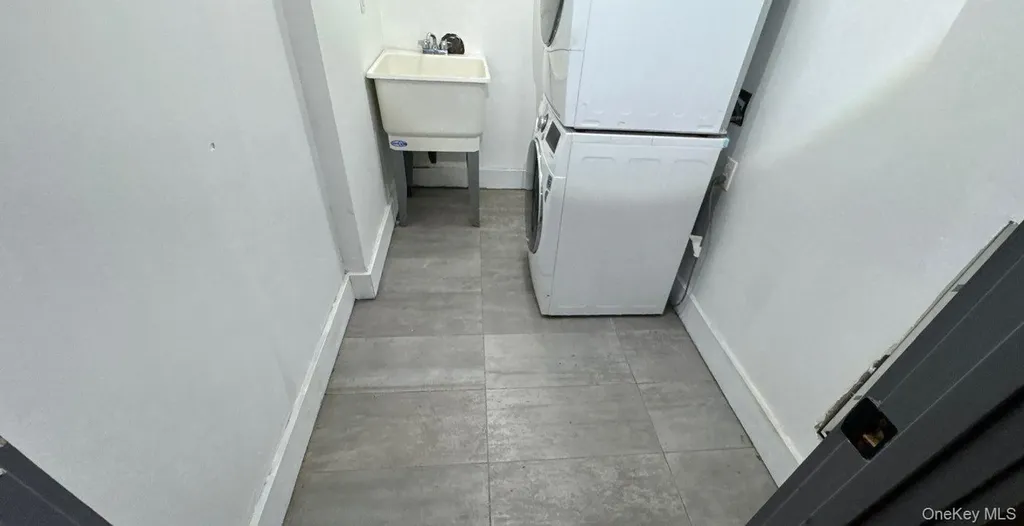 1490 Saint Johns Place Brooklyn NY 11213