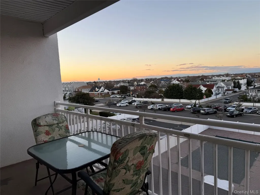 711 Shore Road Long Beach NY 11561