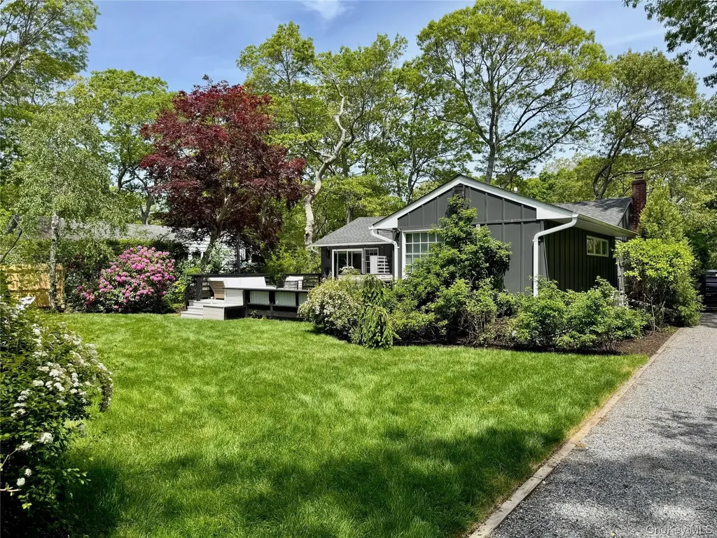6 Long Lane Hampton Bays NY 11946