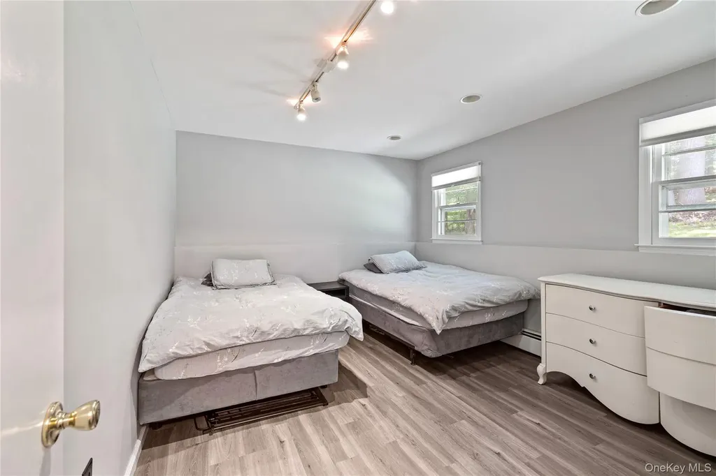 29 Skylark Drive Monsey NY 10977