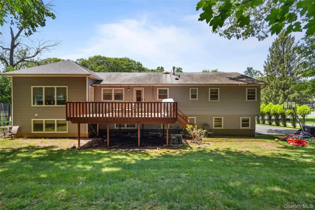 29 Skylark Drive Monsey NY 10977