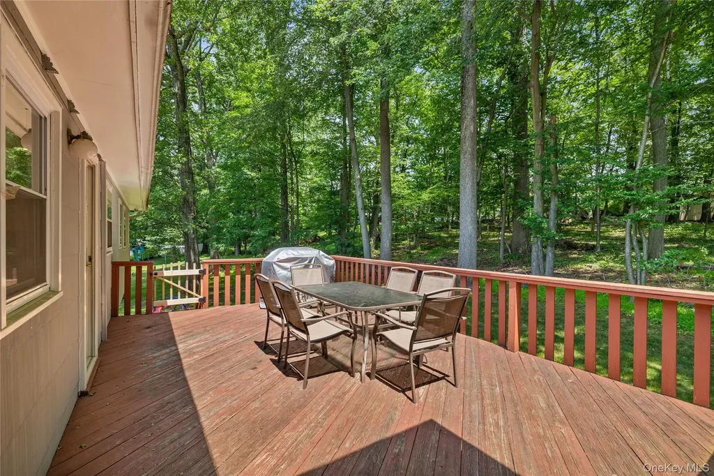 29 Skylark Drive Monsey NY 10977